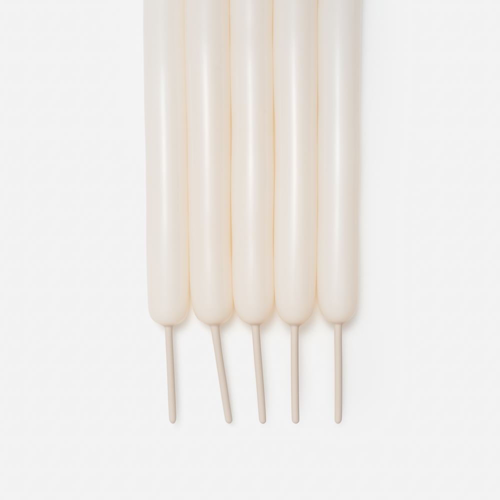 śmietanka balon modelina.webp