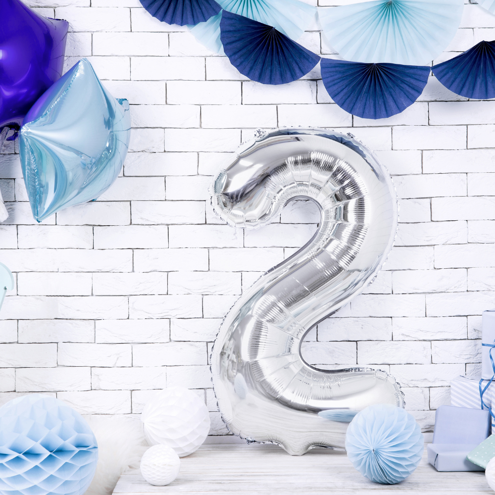 Balon foliowy Cyfra ''2'', 86cm, srebrny1.webp