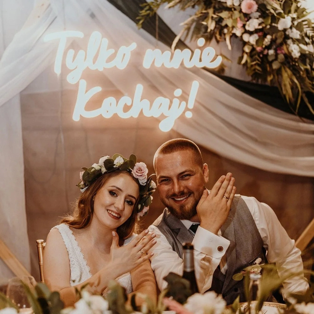 Napis led- Tylko mnie Kochaj!